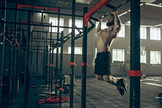 Peralatan kebugaran apa yang harus dimasukkan dalam gym lengkap?