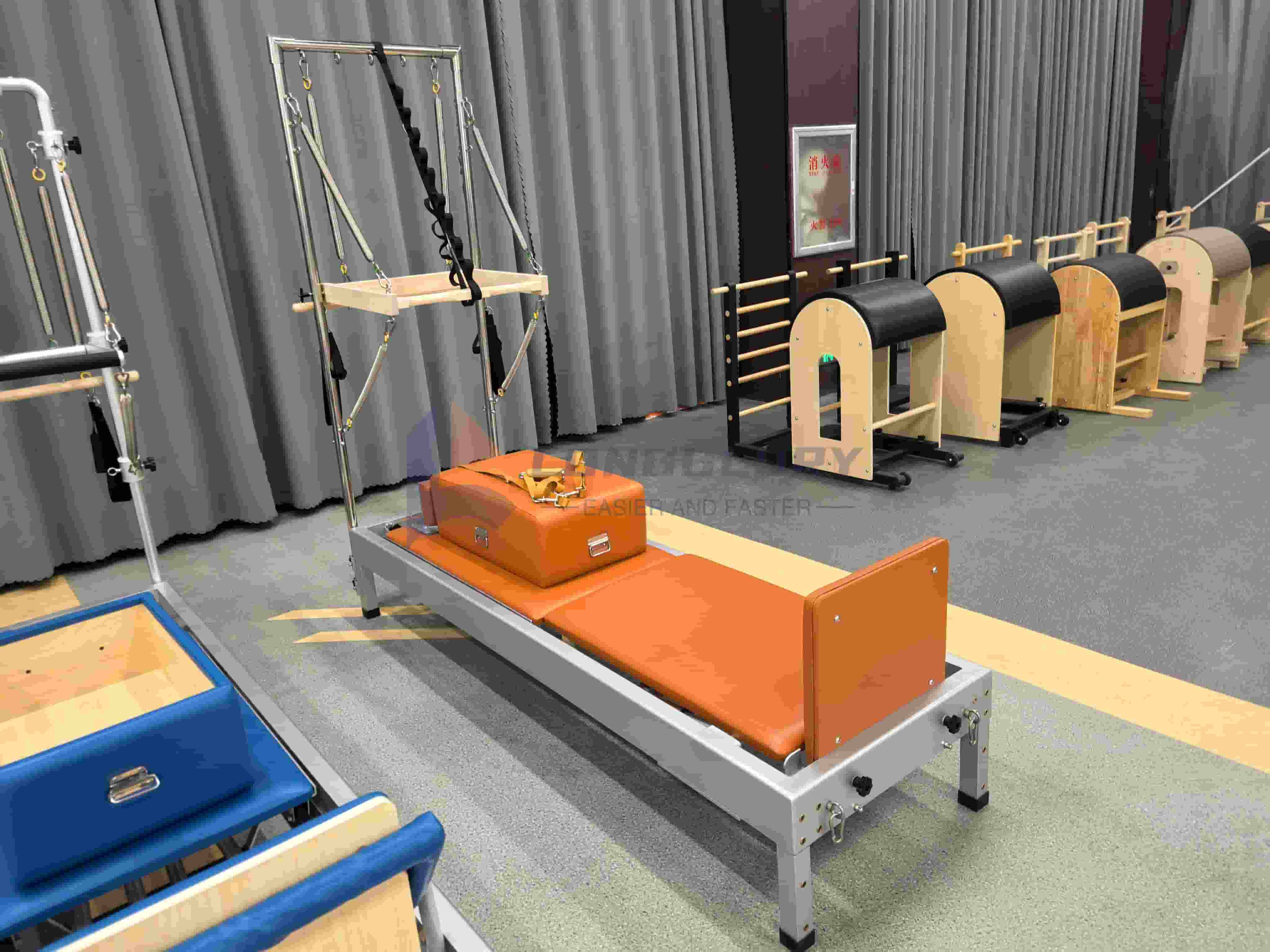 Reformator Pilates Aluminium dengan Menara